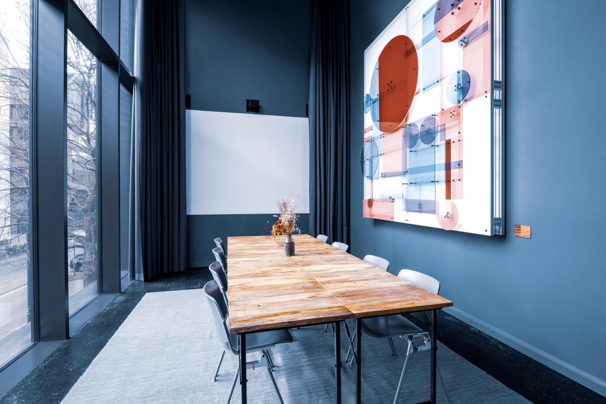 Lyf East Frankfurt 4*